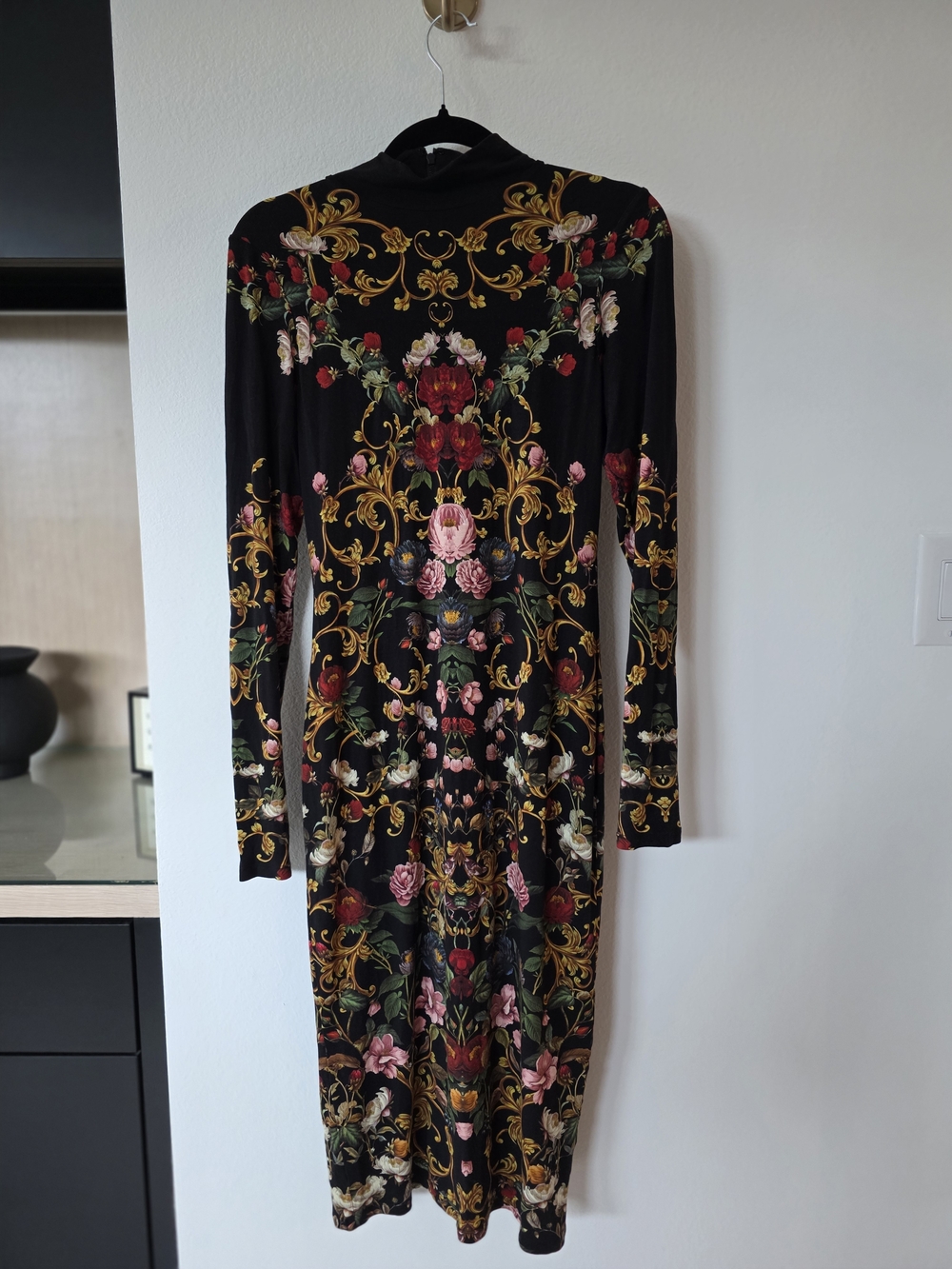 Alice + Olivia Evermine Black Midi Dress